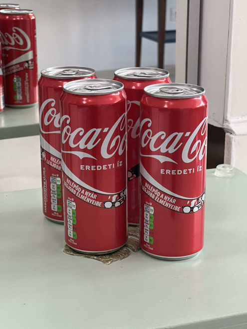 Kép: Coca Cola Dobozos Üdítőital