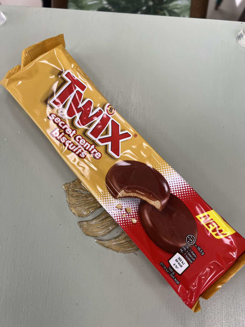 Kép: Twix Tejcsokoládés Ropogós Keksz Karamellával Töltve