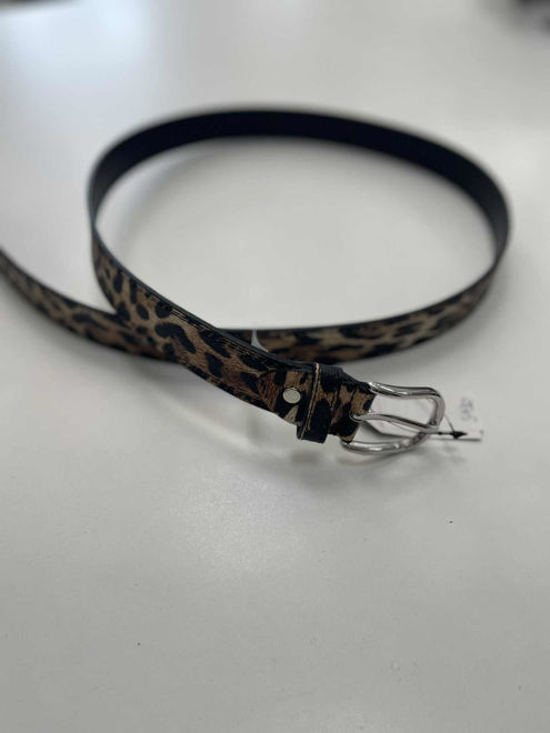 Kép: Ocelot Mintás Ezüst Öv