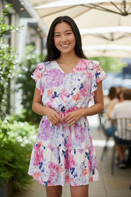 Kép: Extyn Lila Alapon Színes Virágos Fodros Ruha