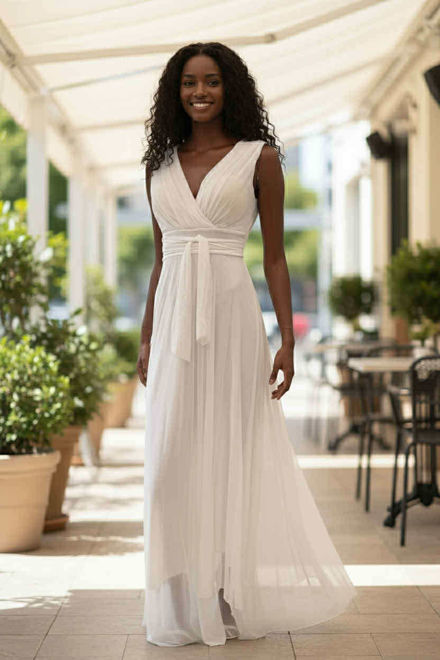 Kép: Fehér Átlapolt Tüllös Ruha