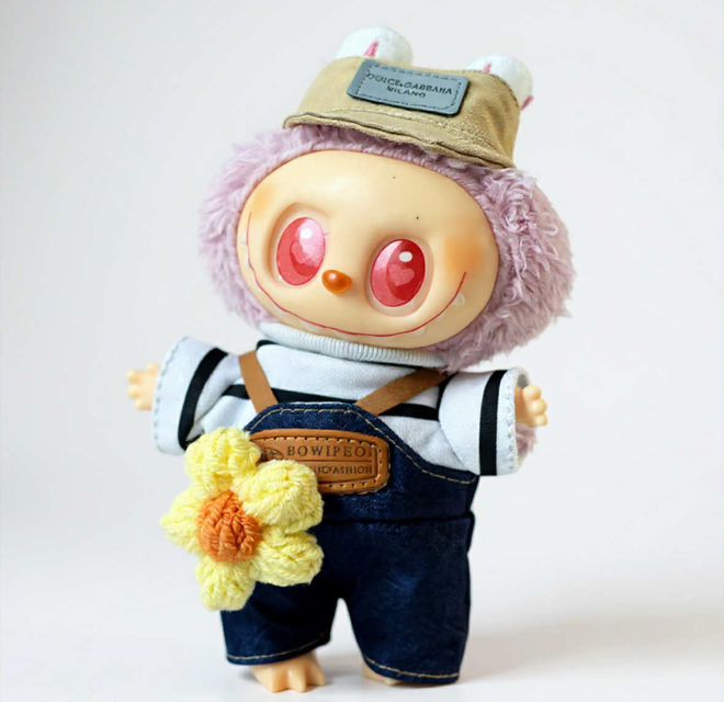 Kép: Labubu Plüss Kulcstartó