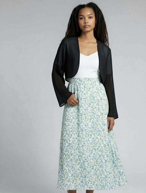 Kép: Fekete Denevér Ujjú Boleró