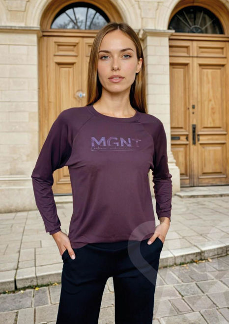 Kép: Magenta Barna Logózott Felső