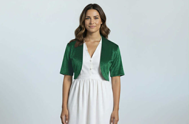 Kép: Csillogó Zöld Boleró