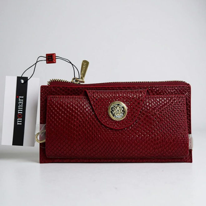 Kép: Piros Anyagában Mintás Pénztárca